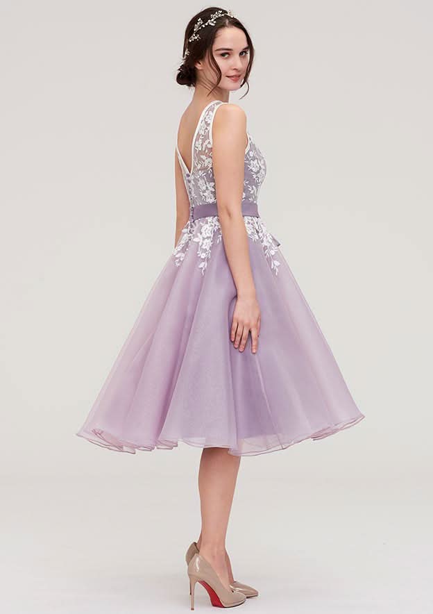 Organza Bridesmaid Dress With Knee-Length, Bateau Neckline, Sashes, Lace, And Sleeveless A-Line/Princess Style BM bride