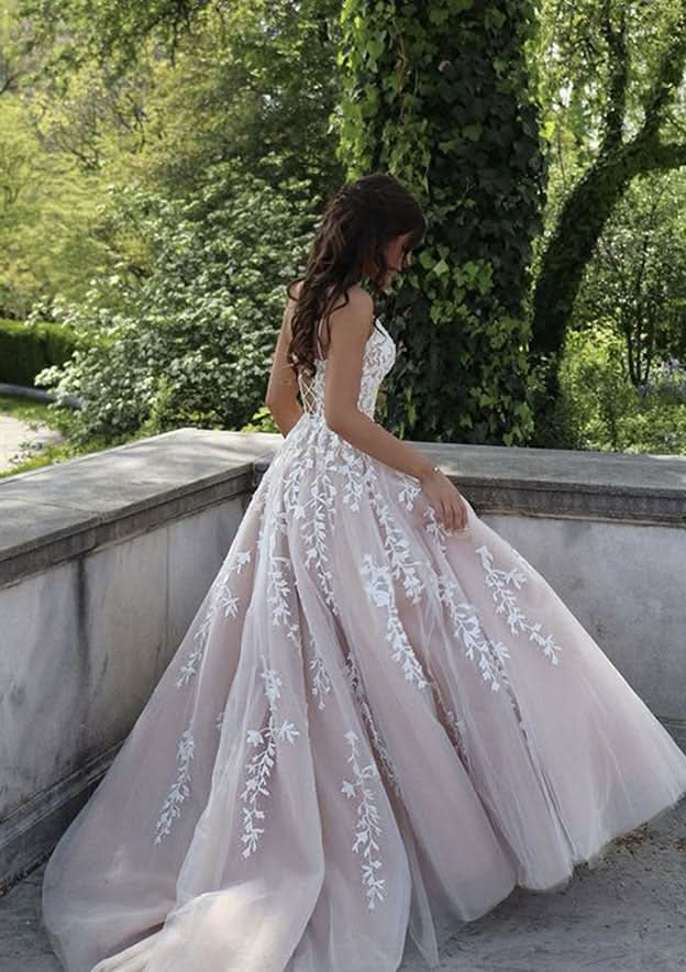 Princess Ball Gown with Square Neckline, Sleeveless Design, and Lace Tulle Chapel Train BM bride
