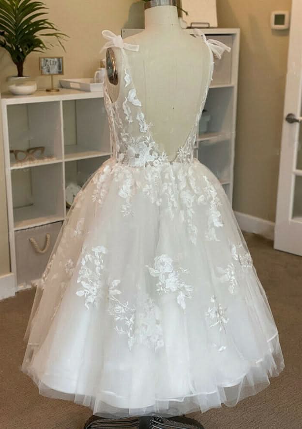 Elegant A-Line V-Neck Sleeveless Lace Tulle Tea-Length Wedding Dress BM bride