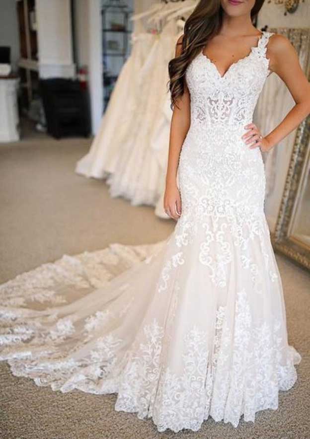 Stunning Trumpet/Mermaid V-Neck Sleeveless Wedding Dress with Chapel Train in Lace BM bride