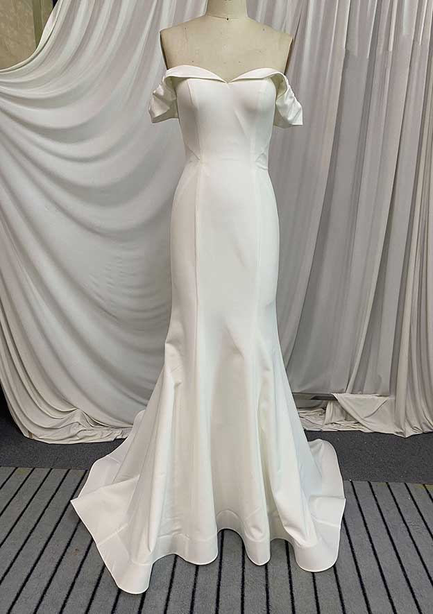 Refined Satin Trumpet/Mermaid Wedding Dress with Court Train BM bride