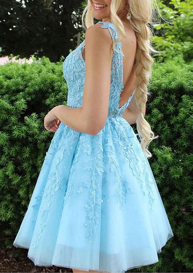 Stunning A-Line V-Neck Sleeveless Lace Tulle Mini Homecoming Dress With Appliqued Beading BM bride