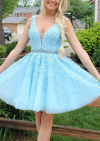 Stunning A-Line V-Neck Sleeveless Lace Tulle Mini Homecoming Dress With Appliqued Beading BM bride