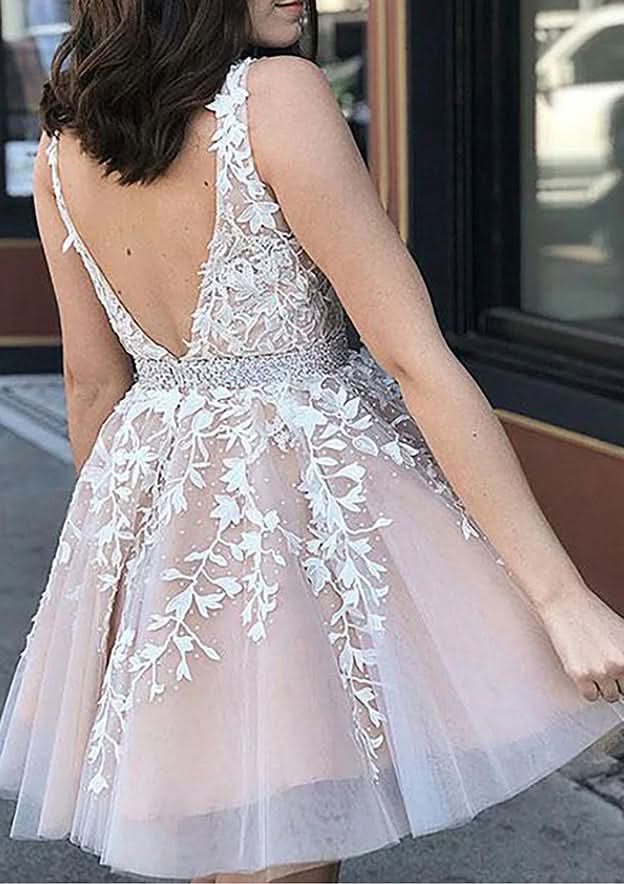 Stunning A-Line V-Neck Sleeveless Lace Tulle Mini Homecoming Dress With Appliqued Beading BM bride