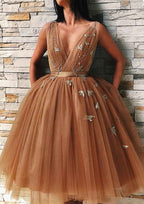 Elegant A-Line V-Neck Knee-Length Tulle Homecoming Dress With Embroidery BM bride