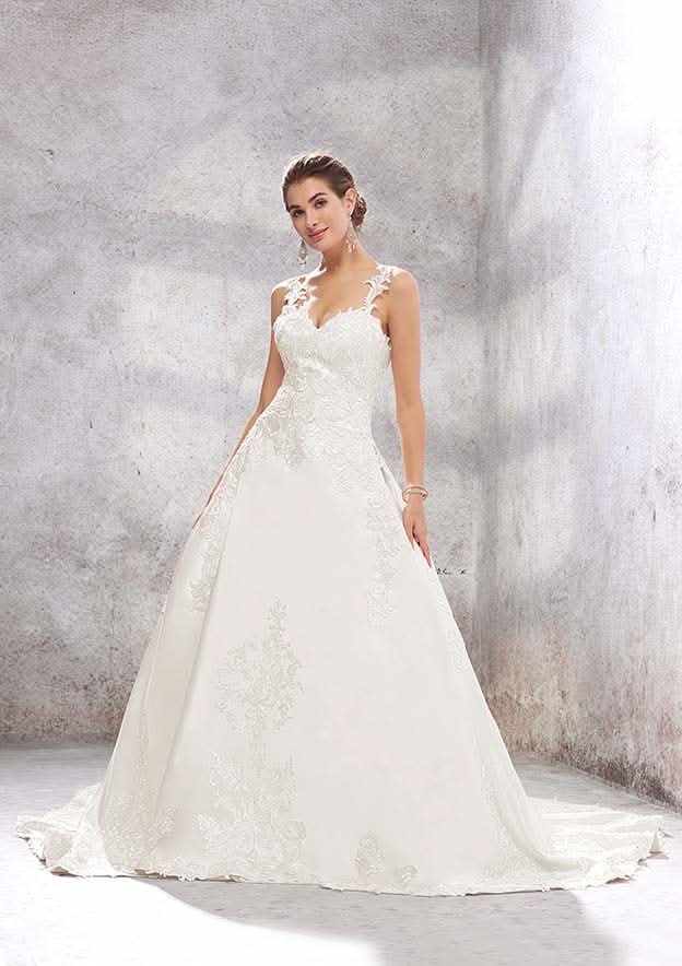 Beautiful Ball Gown Princess Sweetheart Sleeveless Chapel Train Satin Wedding Dress with Appliques and Sequins BM bride
