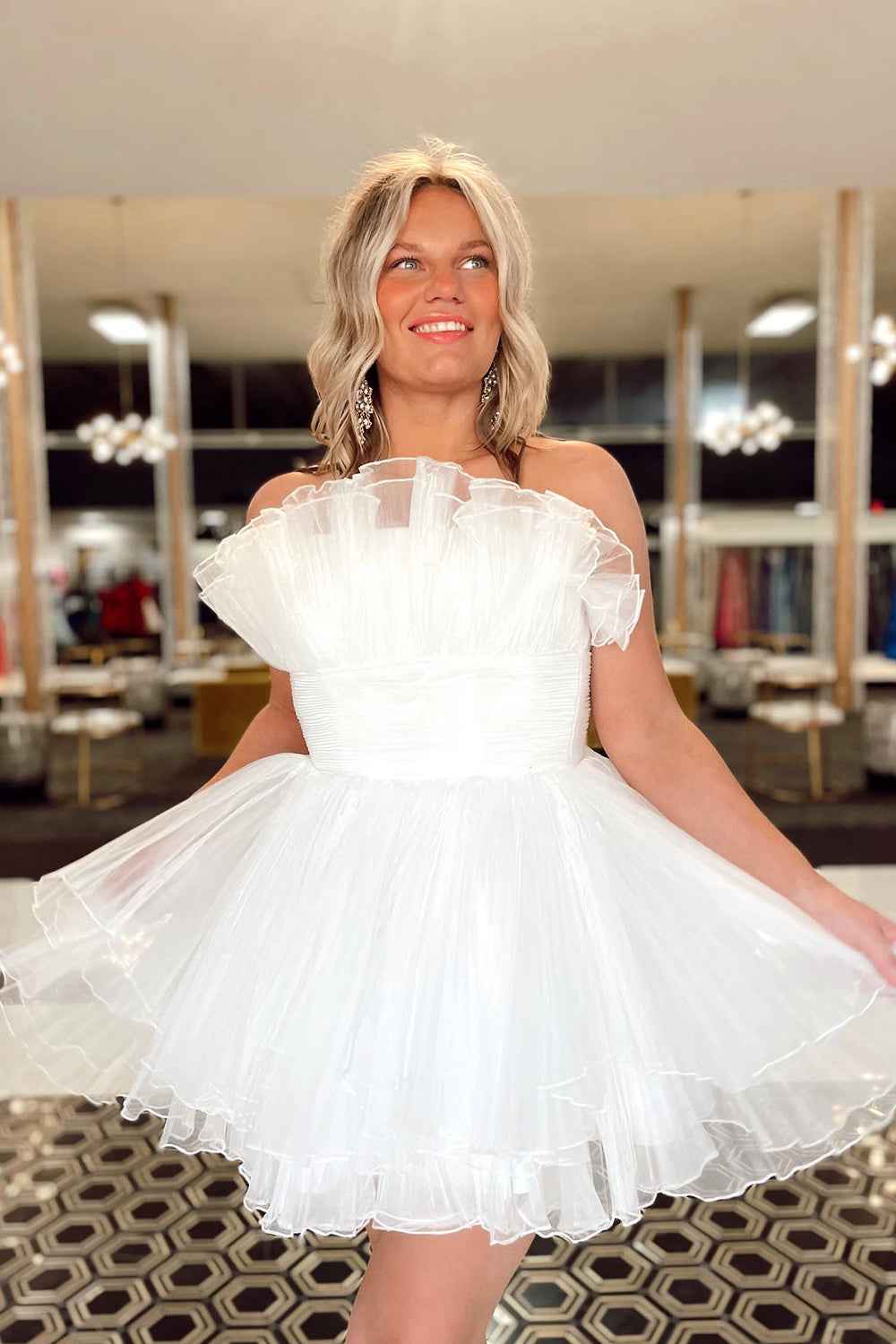Fluffy Blue A-Line Strapless Ruffled Short Homecoming Dress
