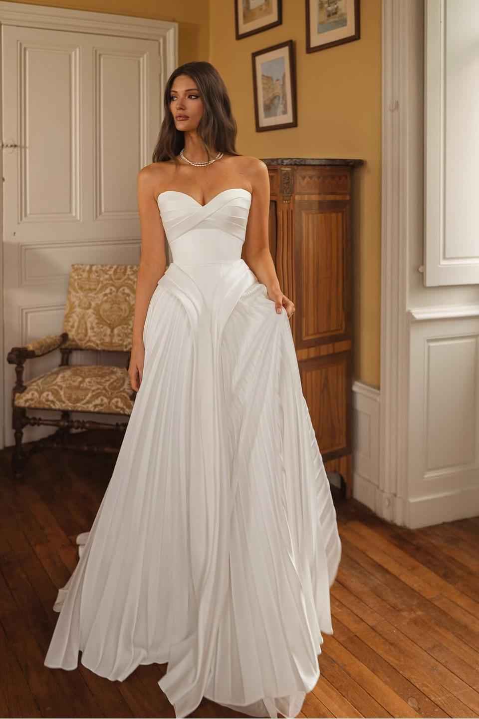 Sweetheart Strapless Sleeveless Long Prom Dress With Pleated