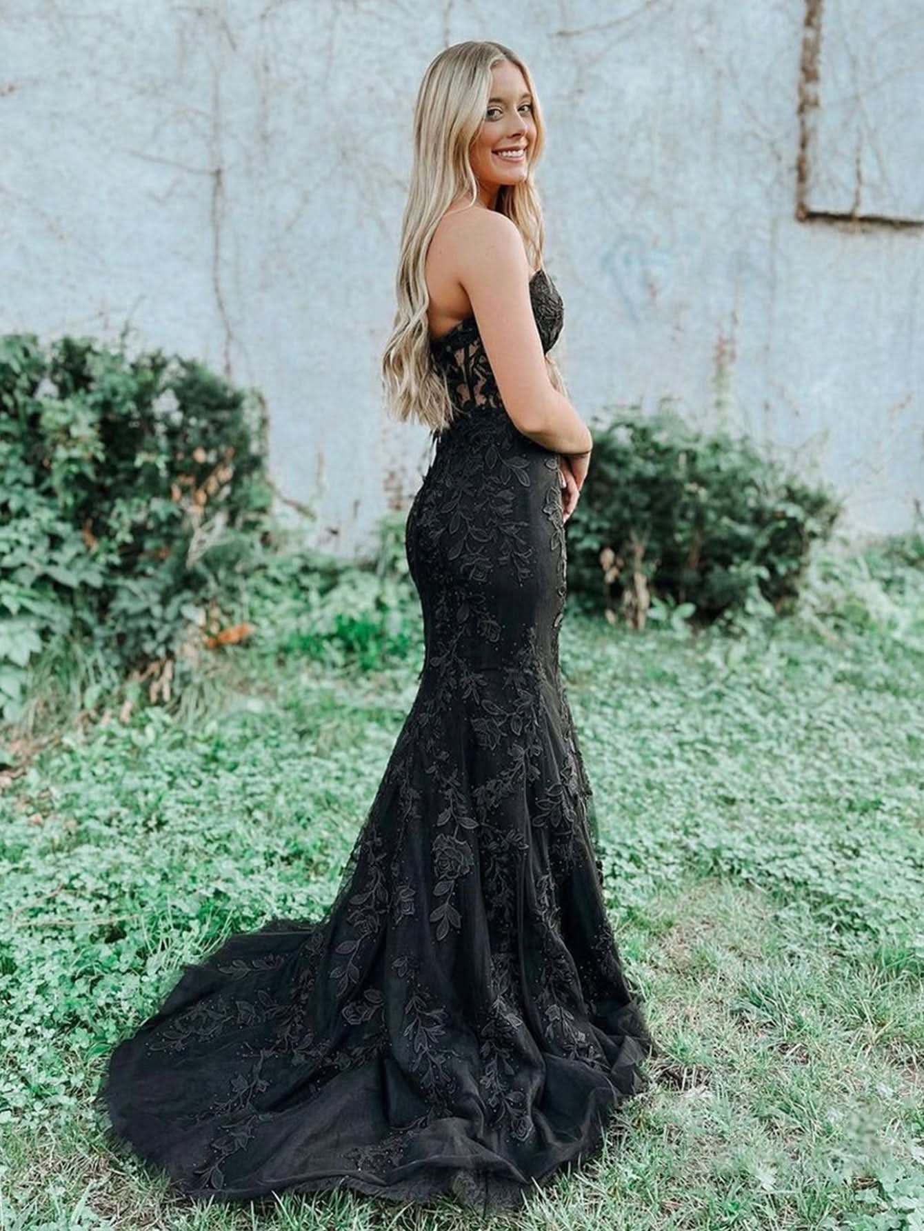 Glamorous Mermaid Strapless Lace Prom Dress with Appliques BM bride