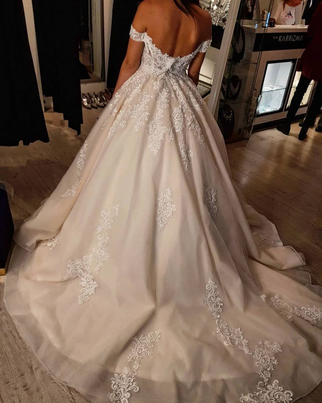 Long A-line Princess Wedding Dress Off-The-Shoulder With Tulle Lace BM bride