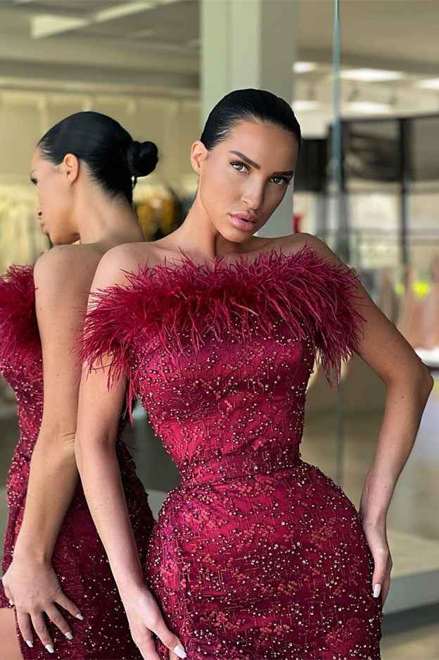 Beadings Sleeveless Mermaid Burgundy Split Long Prom Dress With Feathers