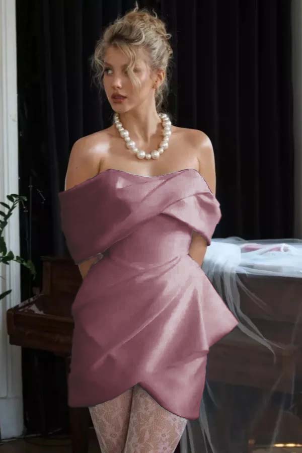 Stunning Off the Shoulder Sleeveless Short Prom Dress With Pleated