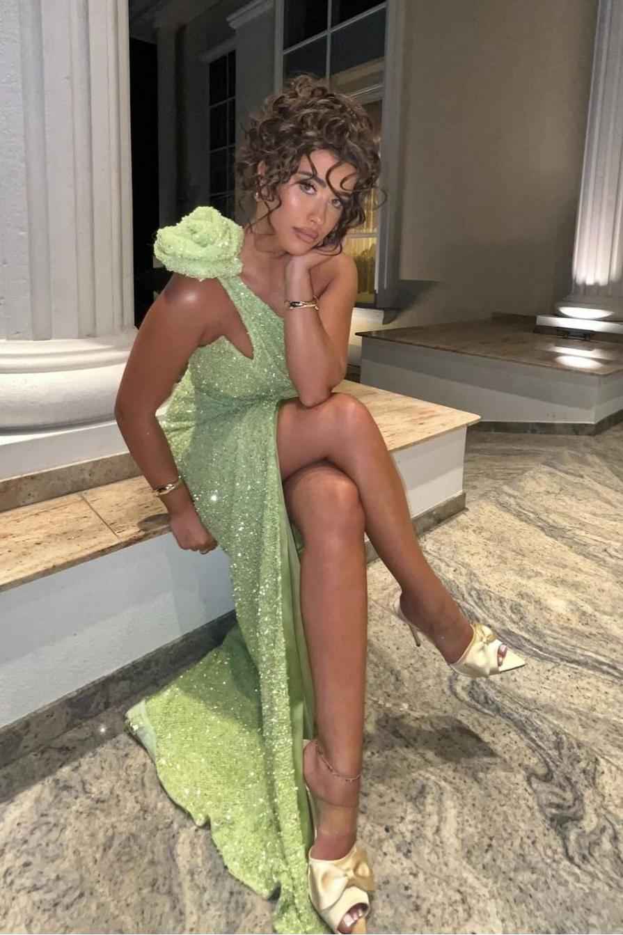 Sequins One Shoulder Sleeveless Split Long Prom Dress With Pleated