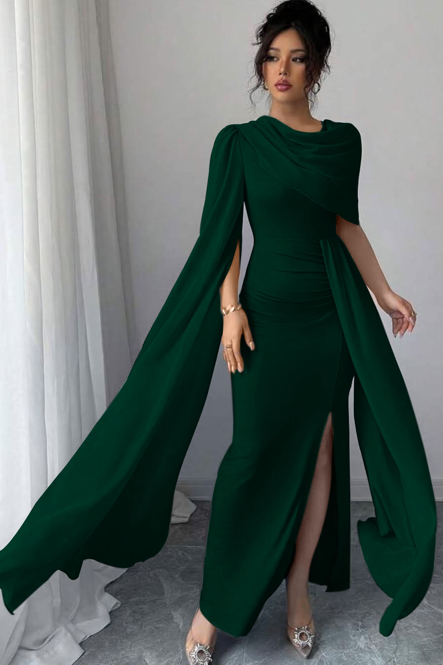 Sleeveless Jewel Neck Long Mermaid Prom Dress With Split Pleated