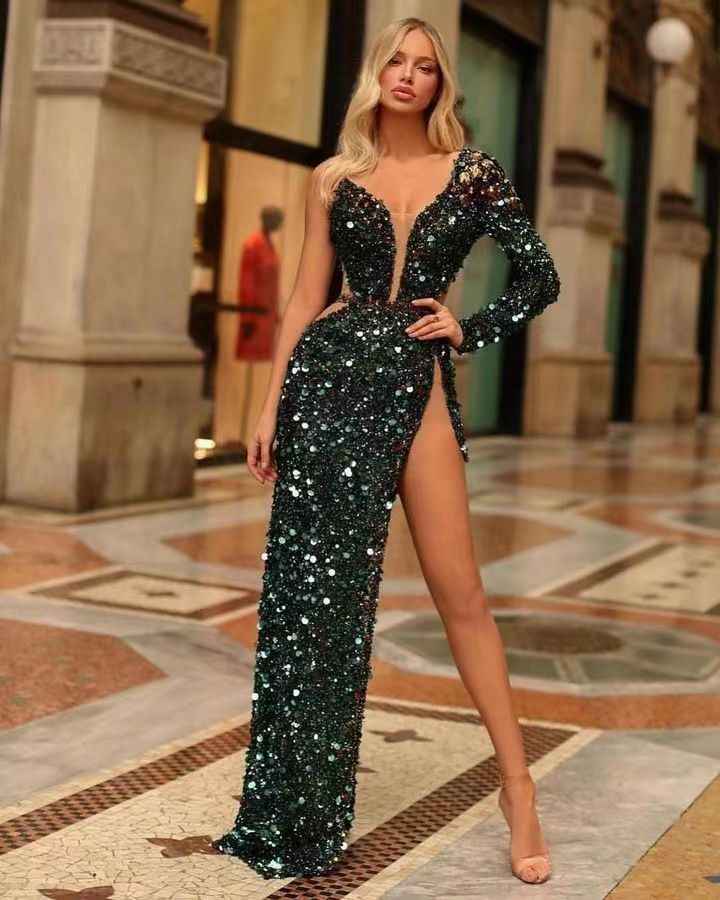Shinning Dark Green Heavy Prom Dress V Neck One Shoulder Sequins