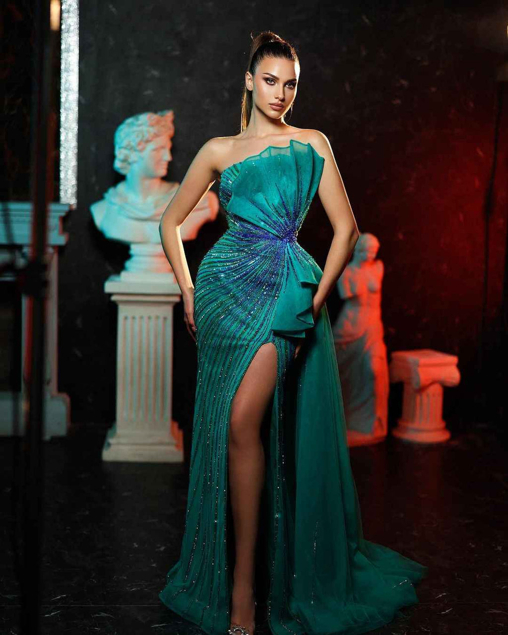 Tulle Sleeveless Shining Strapless Beading Front Split Prom Dress