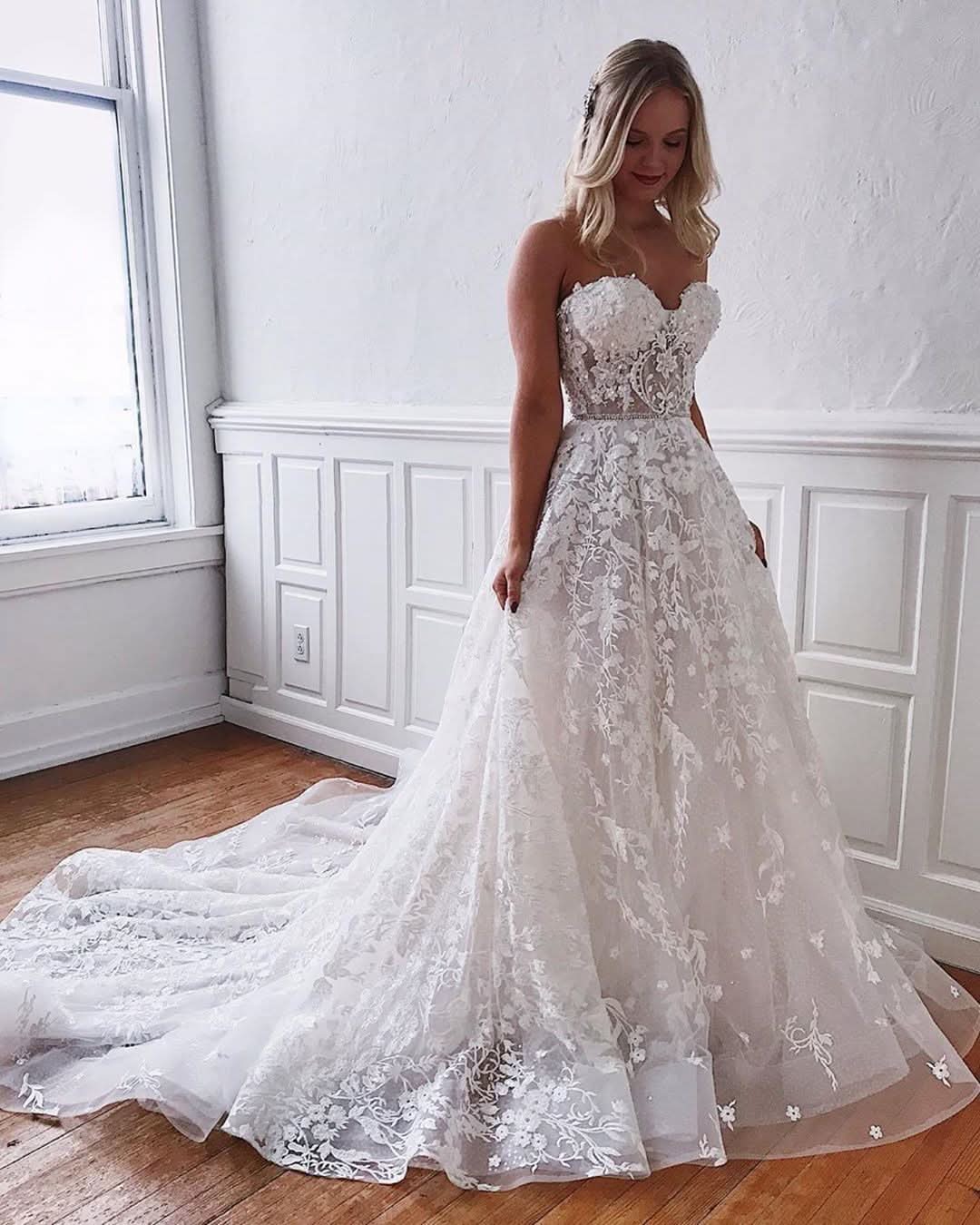 A-Line Floor-Length Wedding Dress with Sweetheart Lace BM bride