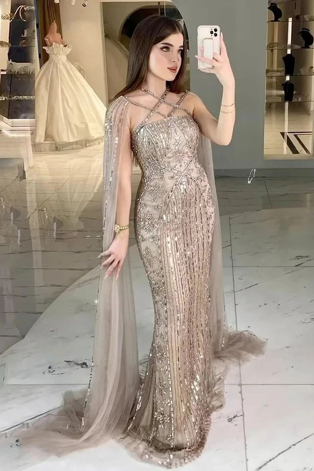Charming Tulle Halter Appliques Mermaid Long Prom Dress With Beading