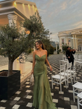 Strapless V Neck Sleeveless Long Prom Dress With Pleated Ruffle