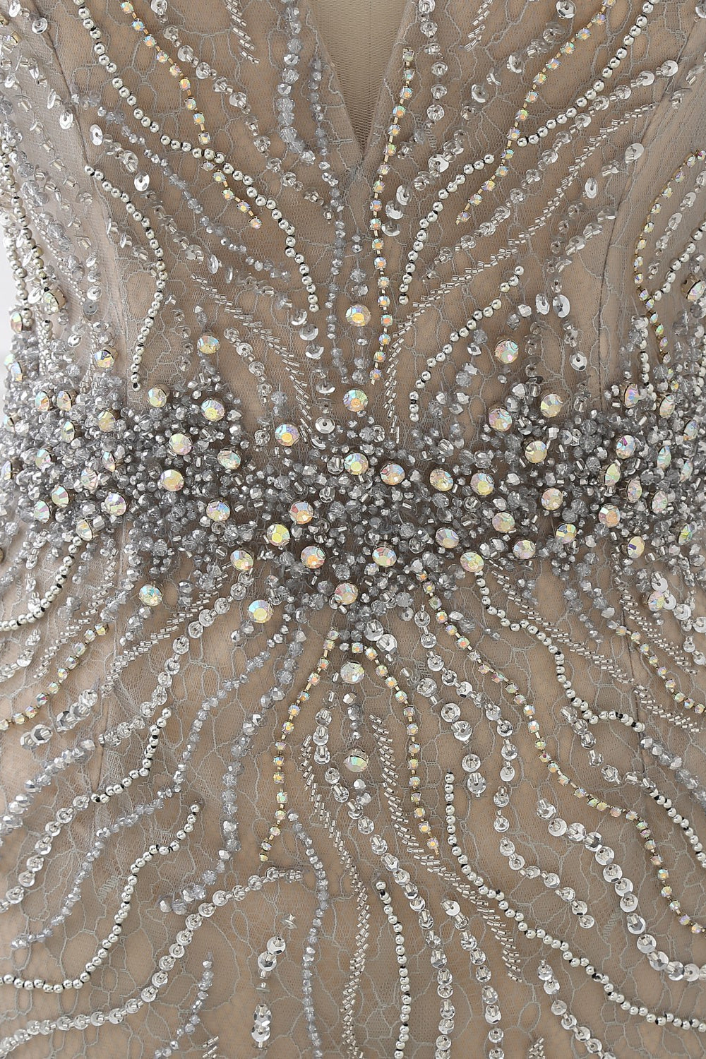 Amazing Tulle Sleeveless V Neck Prom Dress Mermaid With Beading