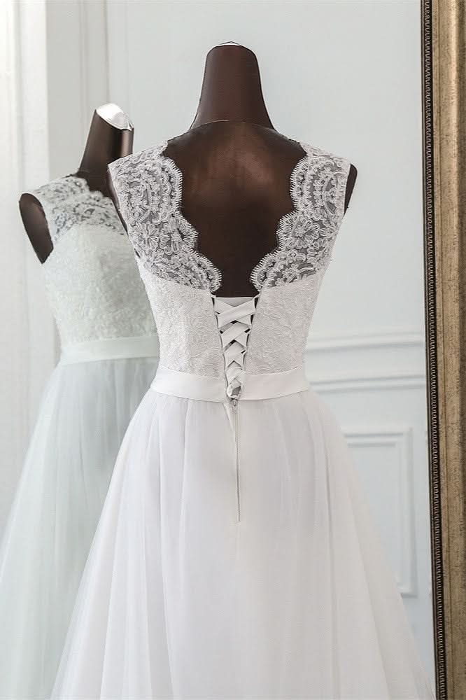Jewel Neck A-Line Tulle Wedding Dress with Lace Appliques BM bride