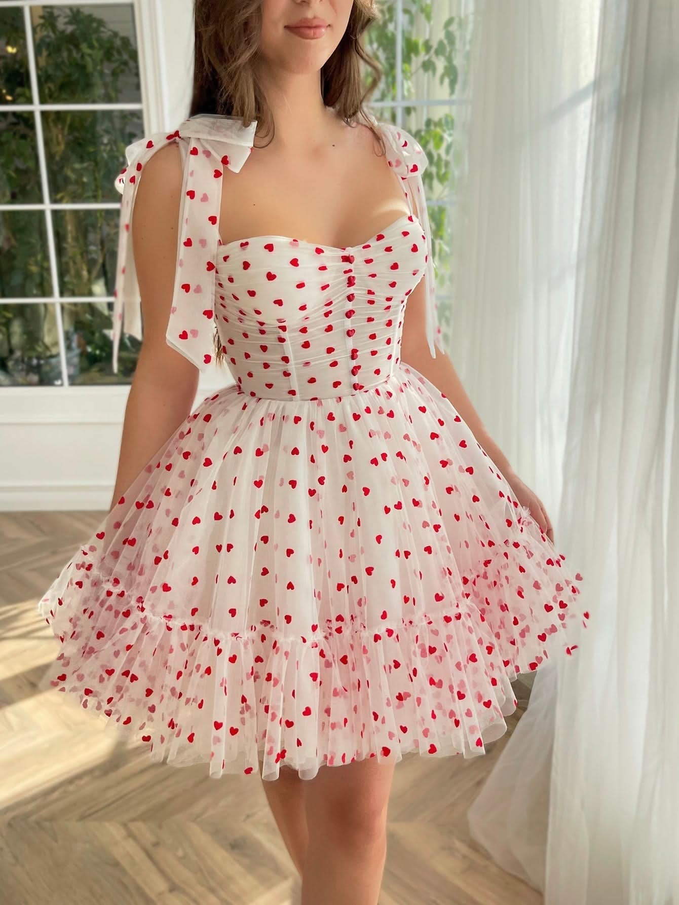 Charming Sweetheart Neck A Line Tulle Homecoming Dress BM bride