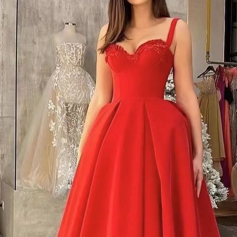 Red Sweetheart Tea-length Evening Dress with Straps and Appliques BM bride