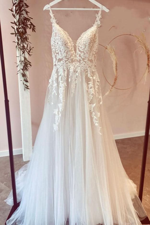 A-Line Sweetheart Wedding Dress With Appliques Lace Ruffles Tulle BM bride