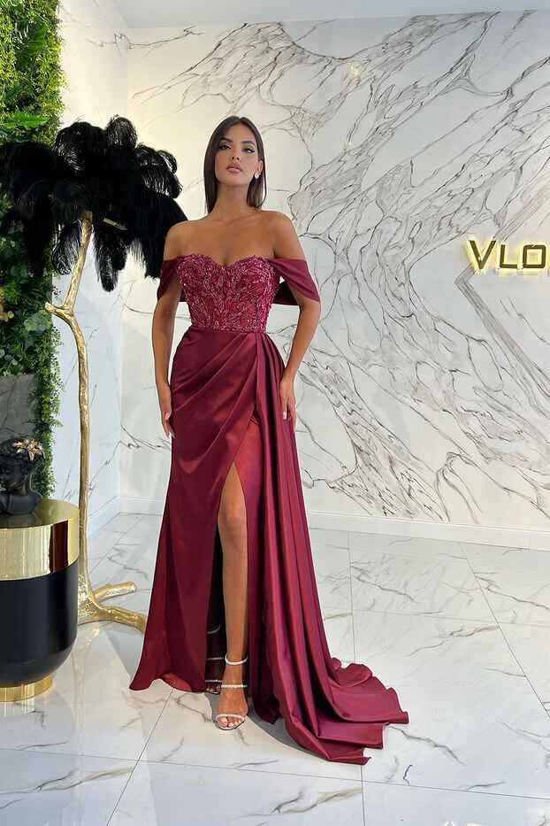 Amazing  Off the Shoulder Sweetheart Prom Dress With Sequins Split