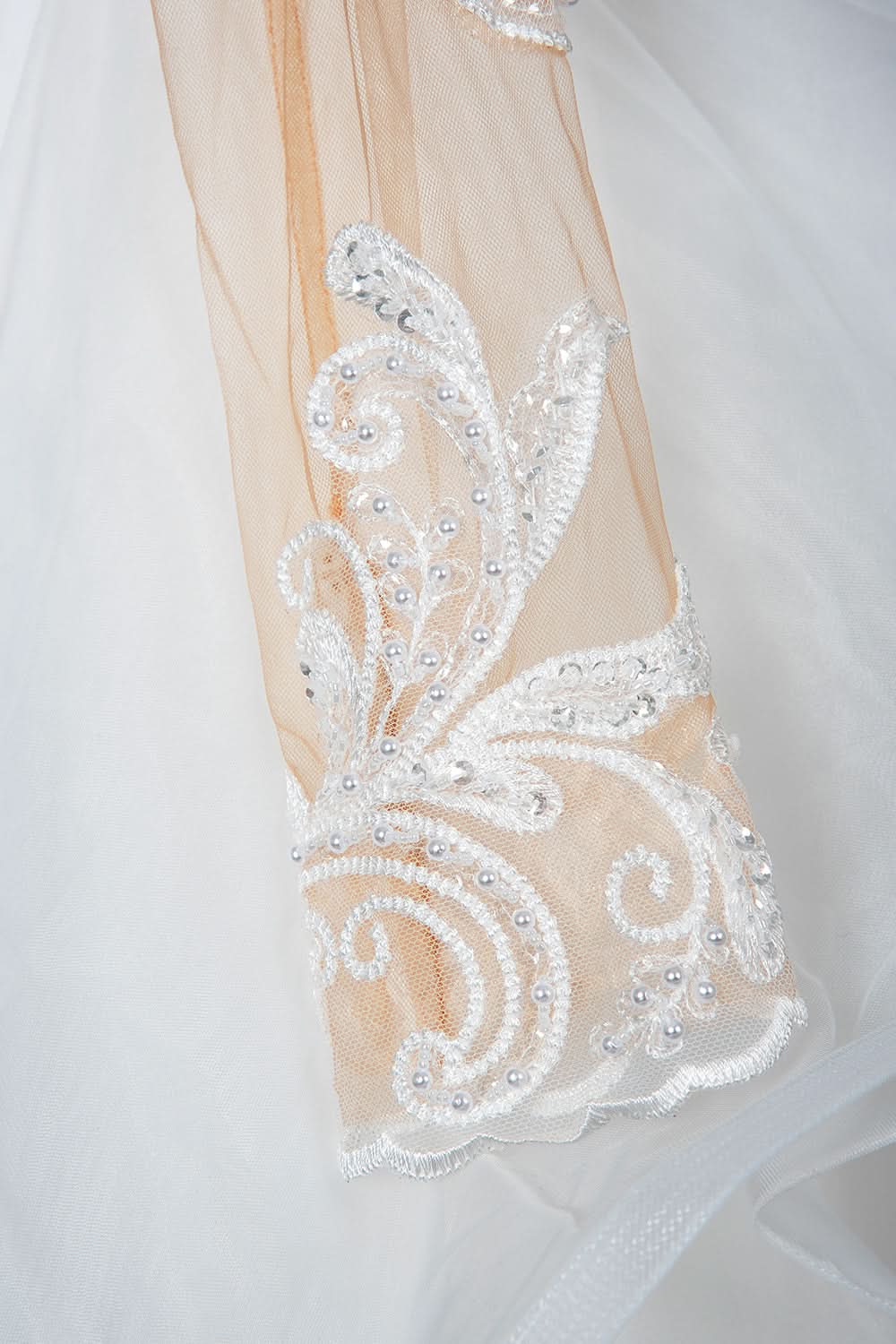 A-Line V-neck Hi-Lo Wedding Dress Open Back Ruffles Tulle With Appliques Lace BM bride