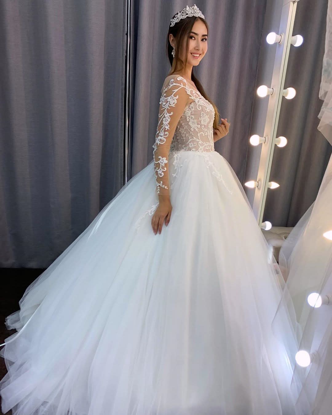 A-Line Tulle Long Sleeves Wedding Dress With Lace BM bride