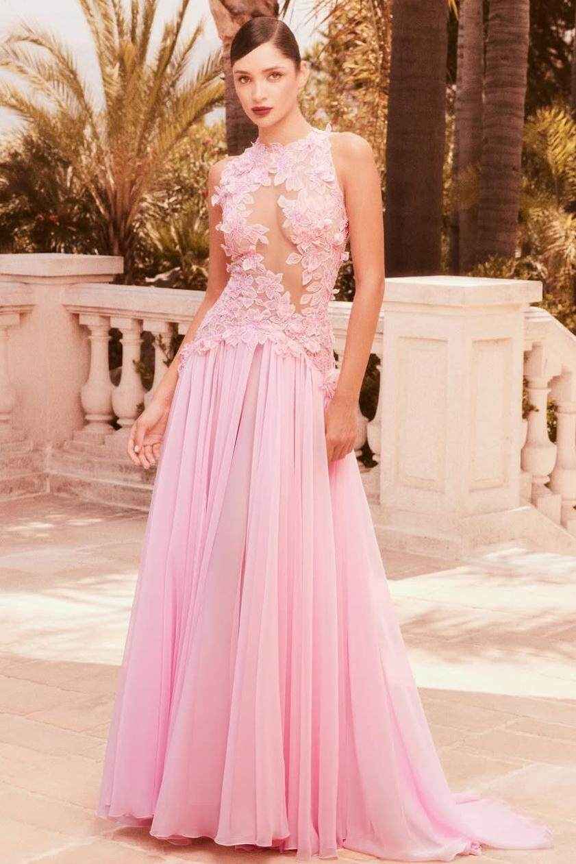 Stunning Halter Sleeveless Long Prom Dress With Appliques Pleated