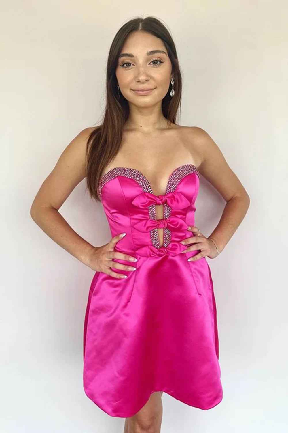 Sparkly A-Line Black Strapless Satin Short Homecoming Dress with Bow