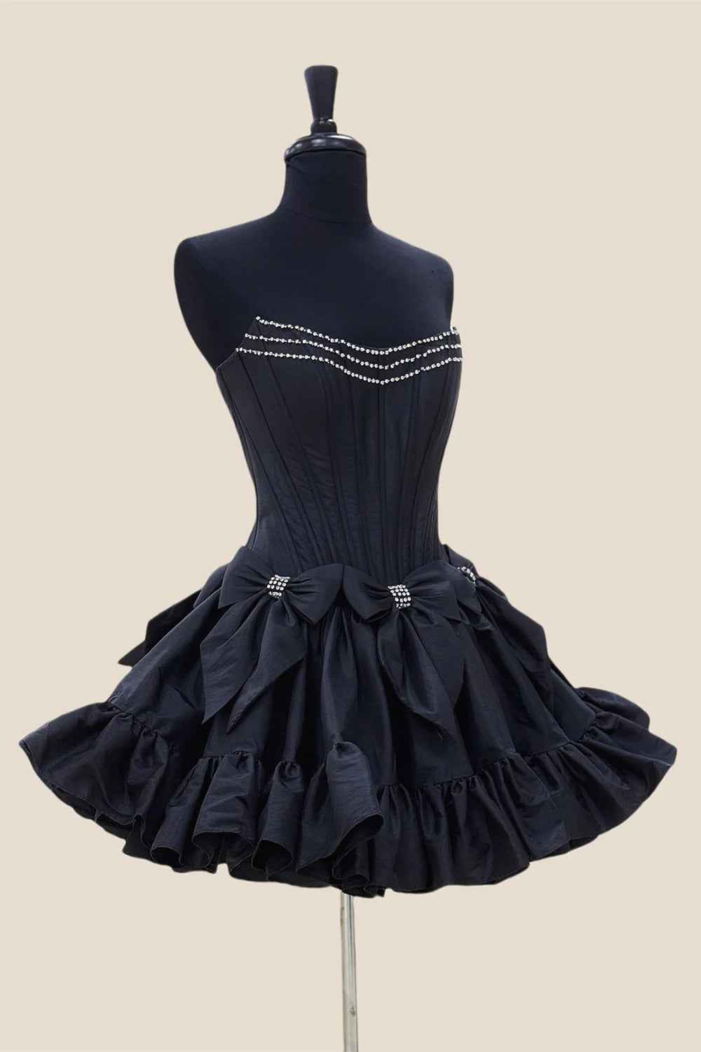 White Corset Sweetheart A Line Short Homecoming Dress With Bow Bmbride