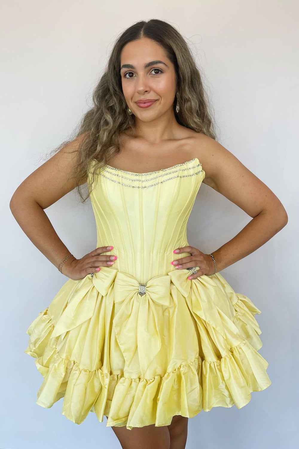 White Corset Sweetheart A Line Short Homecoming Dress With Bow Bmbride