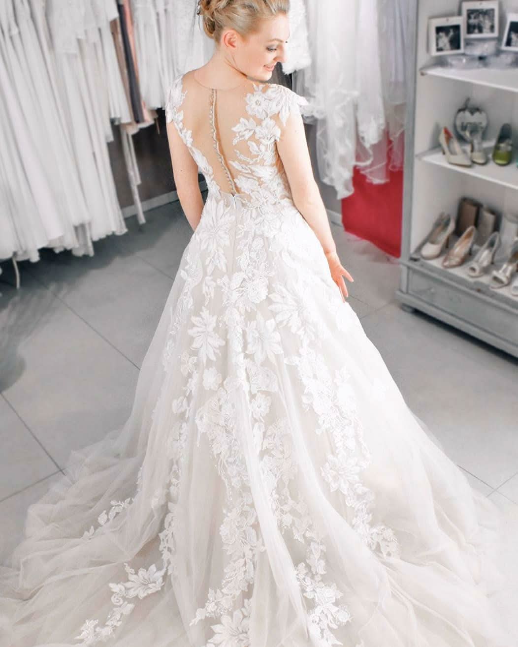 Long Mermaid Wedding Dress With Tulle Lace BM bride