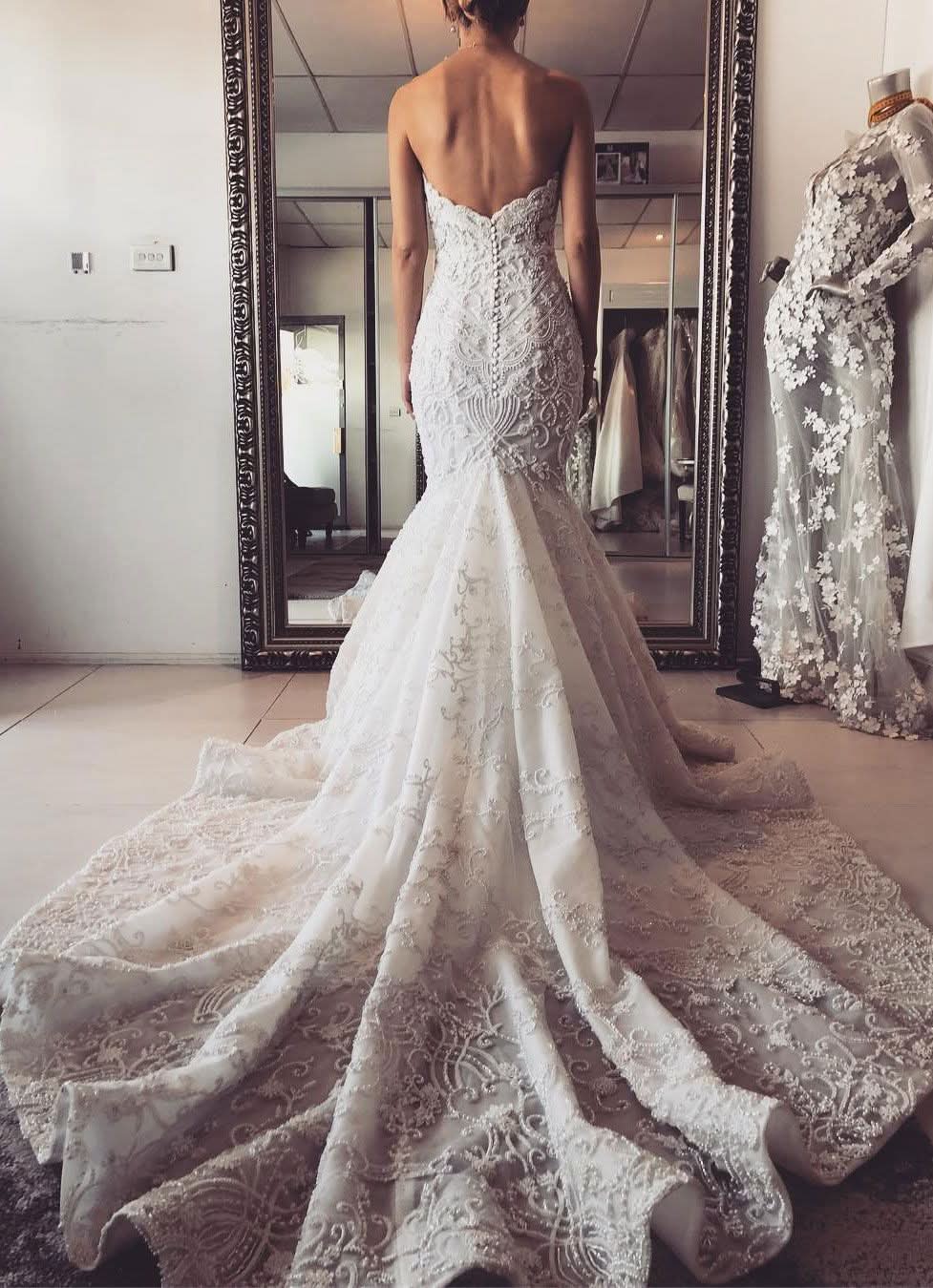Sweetheart Floor-Length Backless Mermaid Wedding Dress with Lace Appliques BM bride