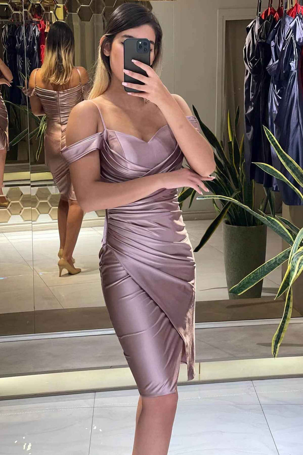 Sleeveless Short Mermaid Pleated Prom Dress Spaghetti Strap With Front Split