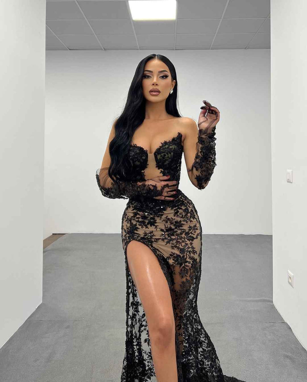 Lace Black Long Prom Dress With High Split Gown Gloves Printing