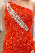 Enchanting Mermaid Scoop Neck Sequins Prom Dress featuring a Dazzling Slit BM bride