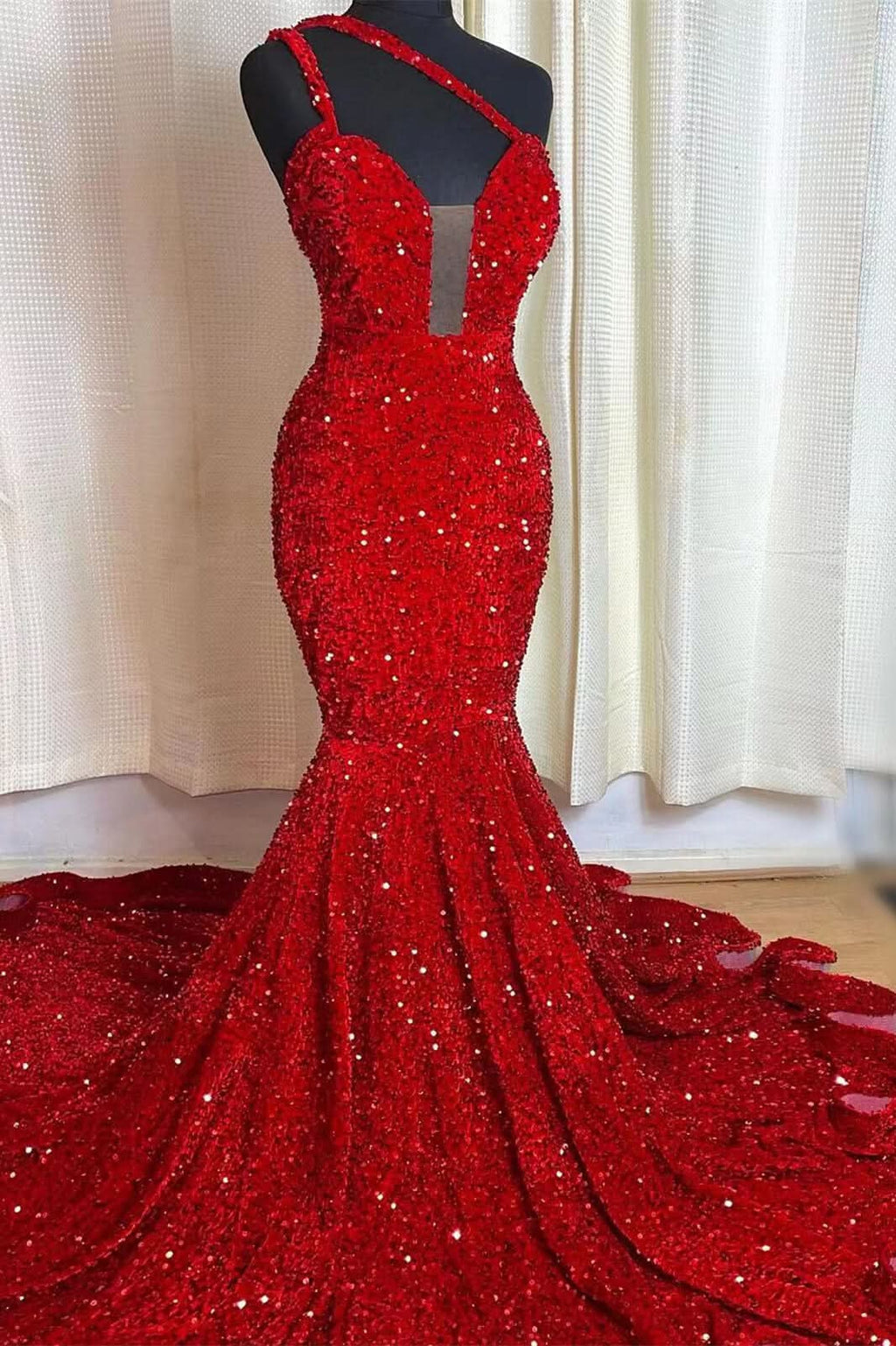 Red Sequins Sleeveless Mermaid Prom Dress with Sweetheart Elegant BM bride