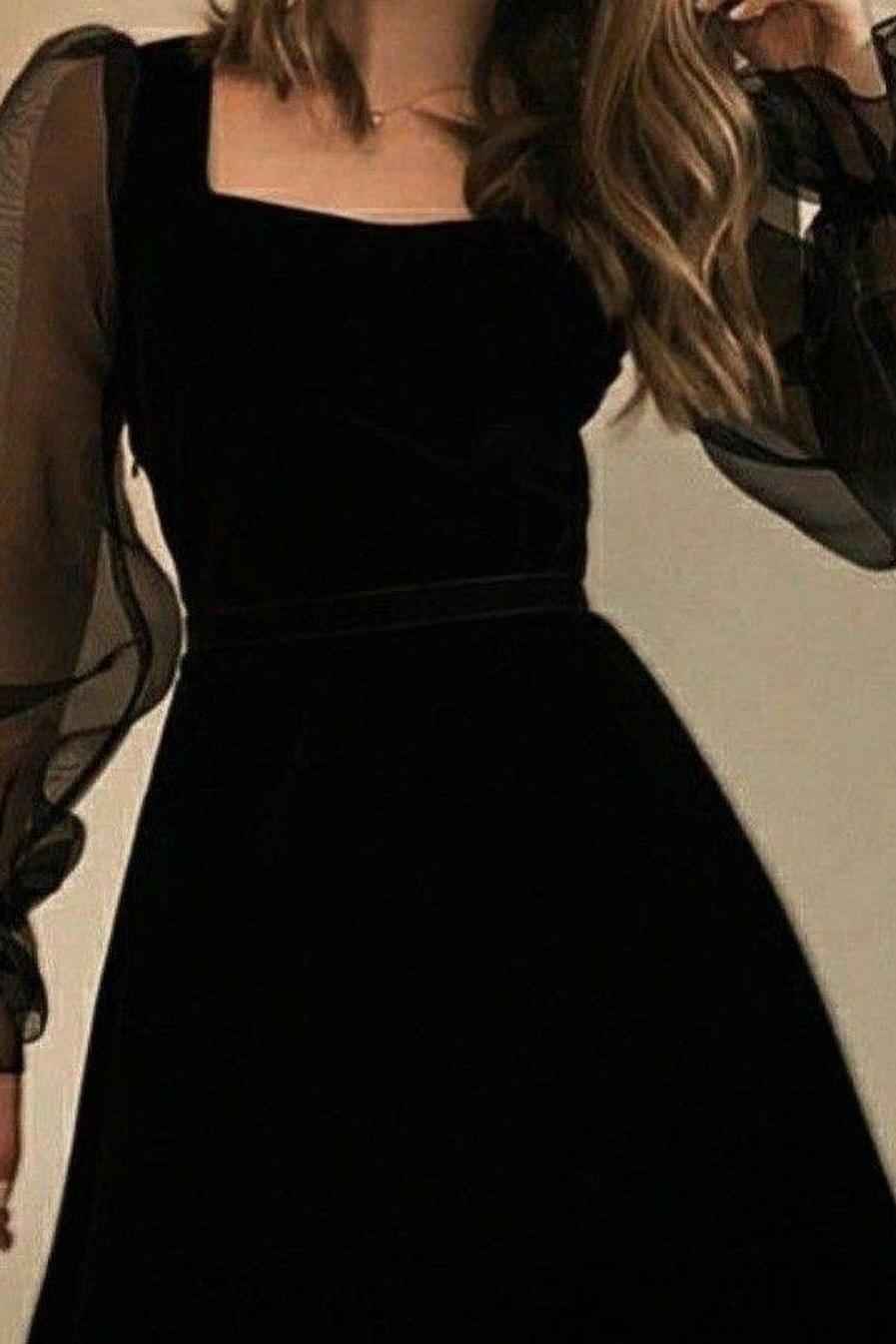 Charming Black Square Neck Long Sleeves Side Split Prom Dress With Beadings