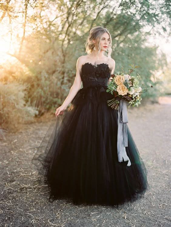 Classy Black Sweetheart Long Wedding Dress with Open Back and Lace Tulle BM bride