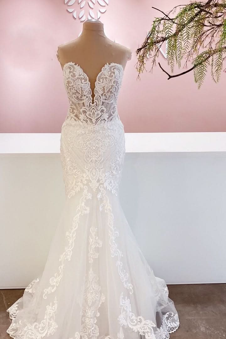 Classy Sweetheart Backless Floor-Length Mermaid Wedding Dress with Lace Appliques BM bride