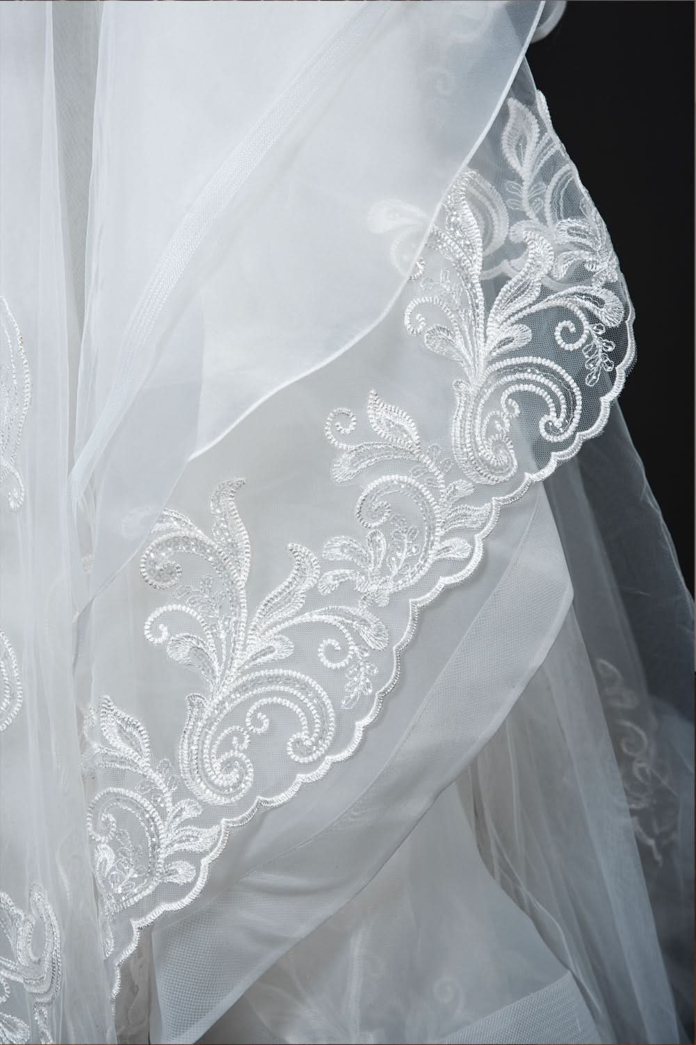 A-Line V-neck Hi-Lo Wedding Dress Open Back Ruffles Tulle With Appliques Lace BM bride