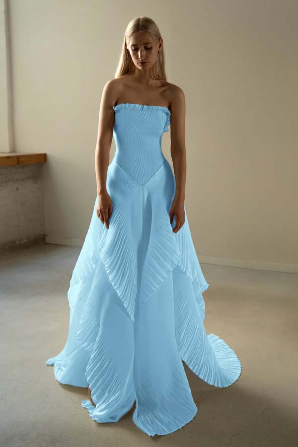 Chic Strapless Sleeveless Long Prom Dress With Ruffles Pleated