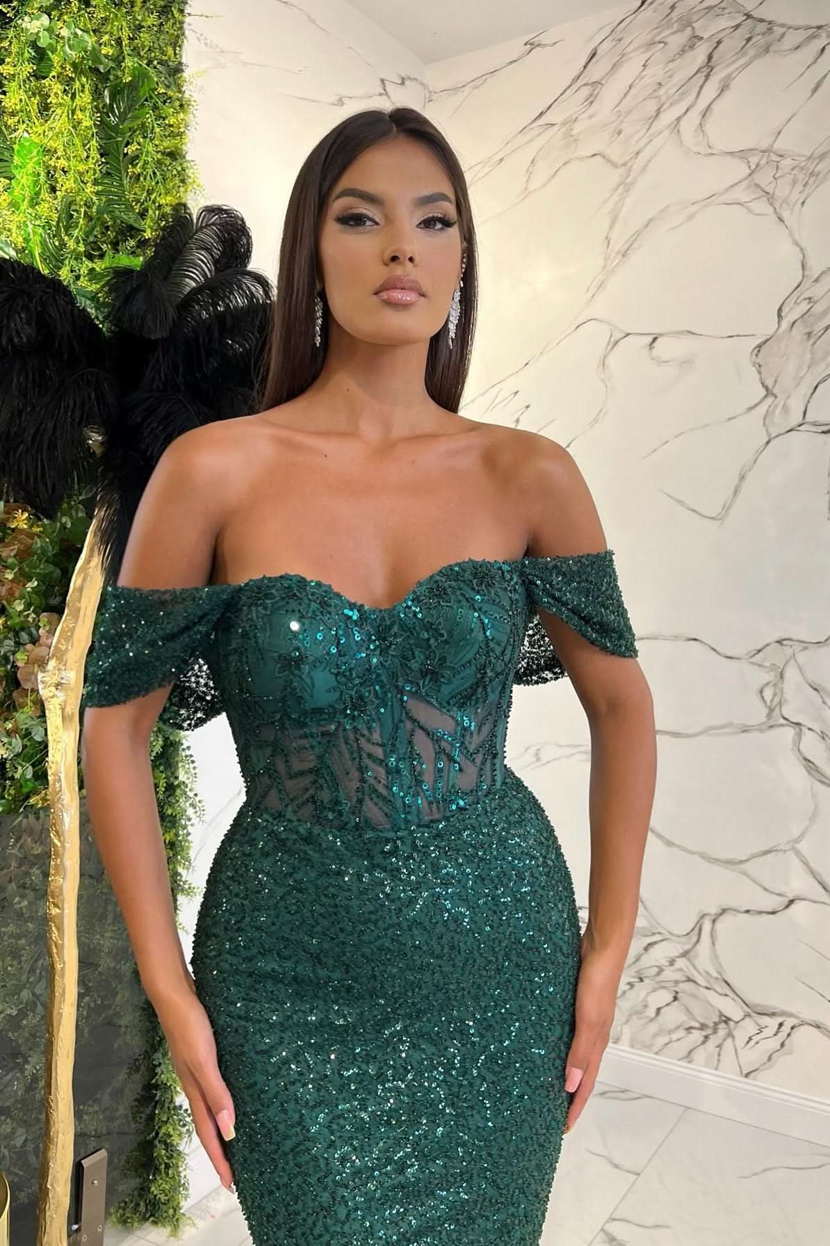 Dark Green Sweetheart Off-The-Shoulder Prom Dress with Appliques and Sequins BM bride