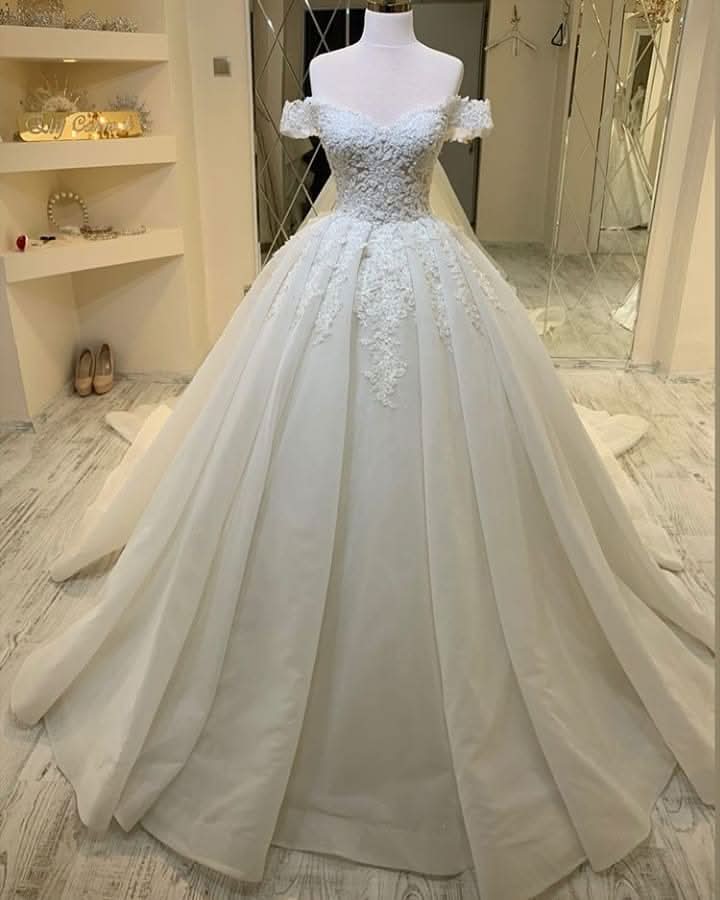 Sweetheart Off-the-Shoulder A-Line Wedding Dress with Ruffles and Lace Appliques BM bride