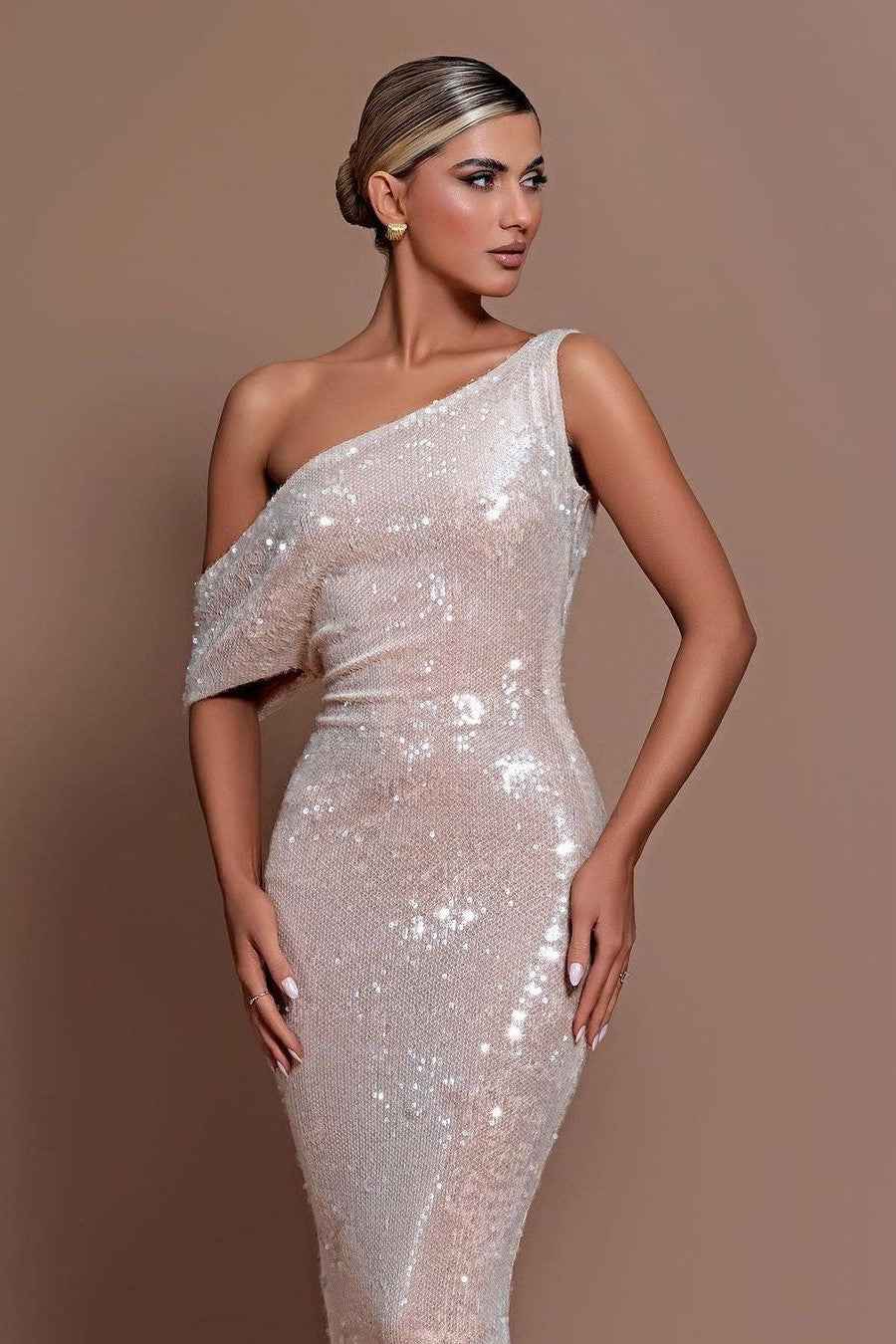 Charming Off the Shoulder Sleeveless Long Mermaid Prom Dress With Sequins