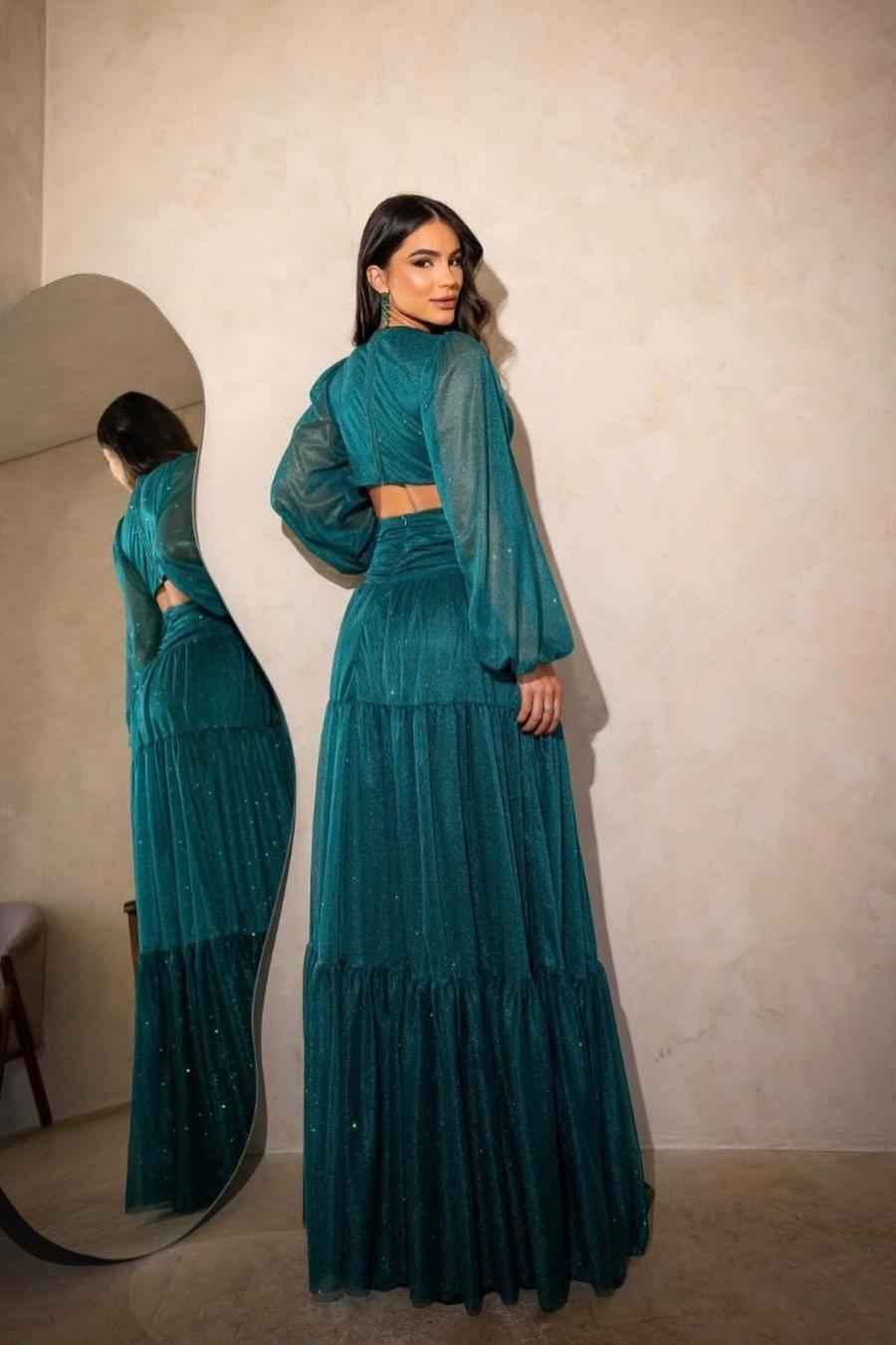 Red Long Sleeves V Neck Long Ruffles Prom Dress With Sequins